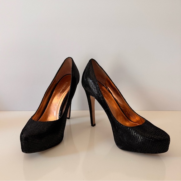 Black BCBGeneration 36 1/2(6.5) Faux Suede Snake Skin 4.5”heel w/ 1” Platform - Picture 1 of 7